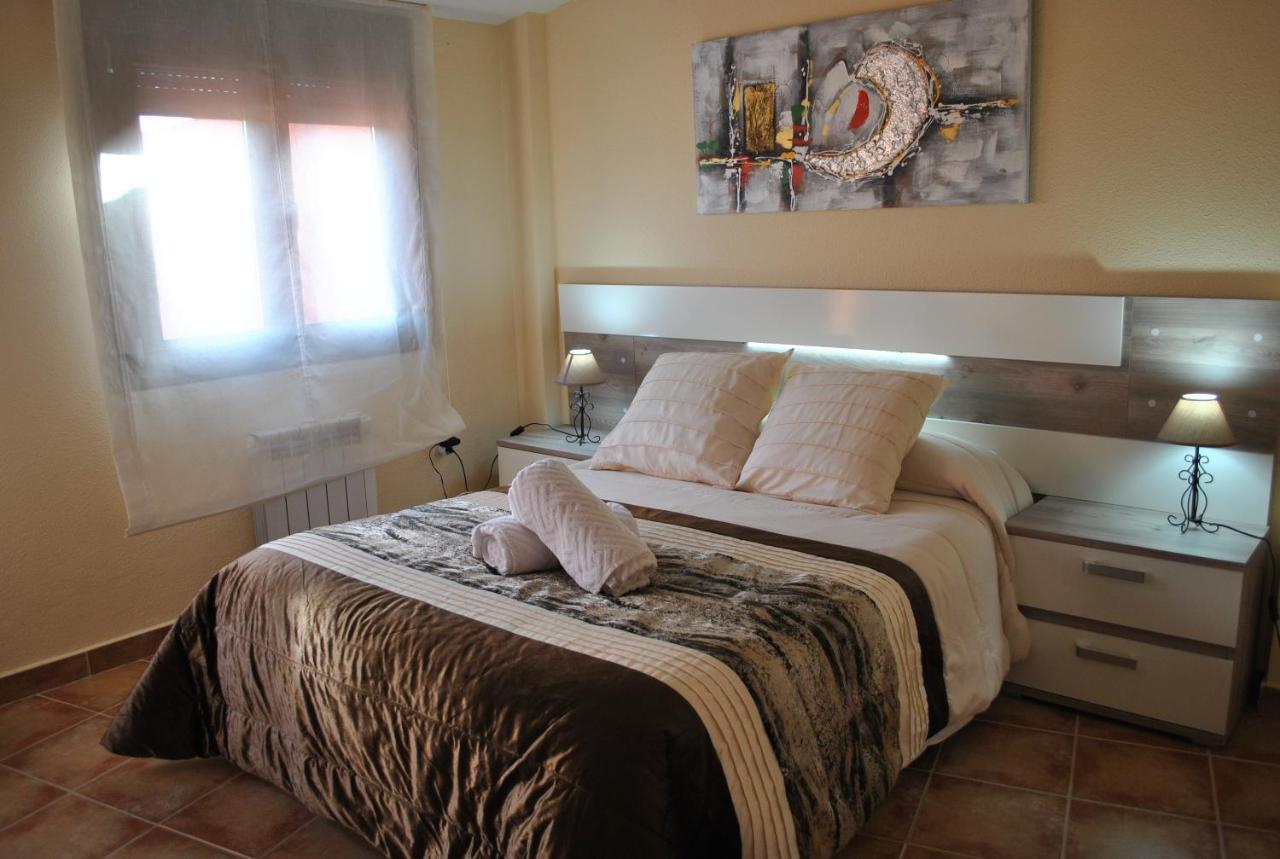 Apartamentos Turisticos Dulcinea Las Ventas con Pena Aguilera Exterior foto