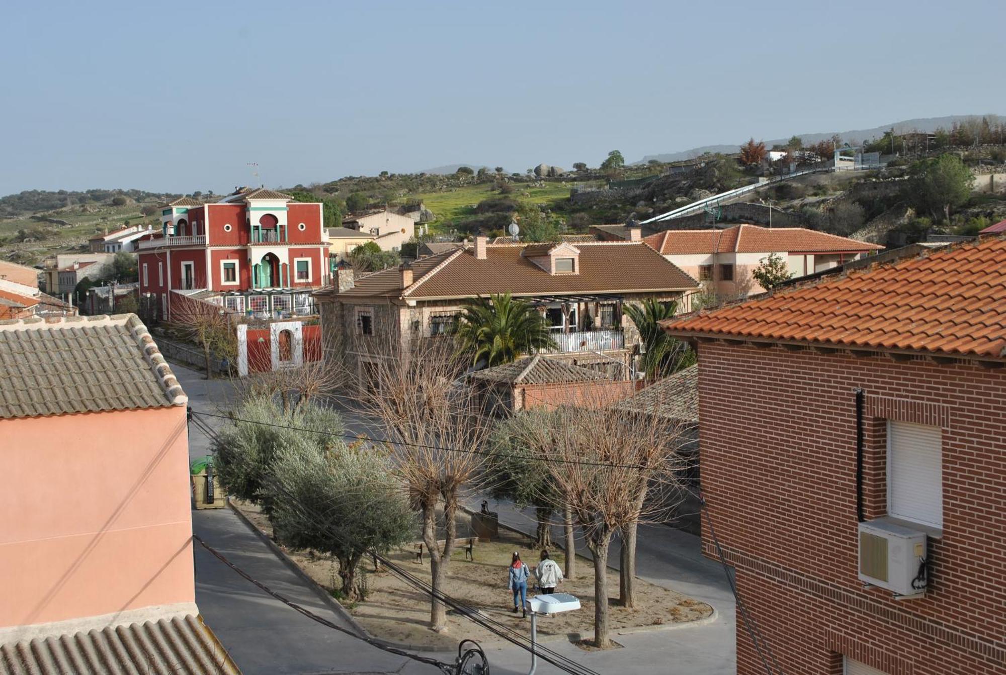 Apartamentos Turisticos Dulcinea Las Ventas con Pena Aguilera Habitación foto